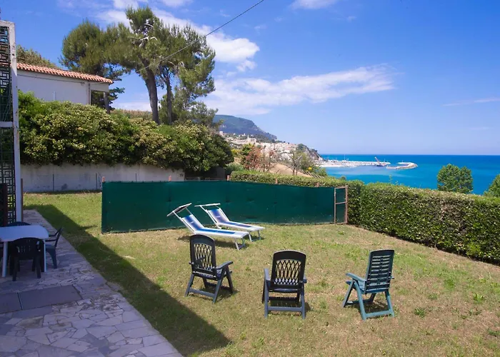 Apartment Trilocale Con Giardino A Pochi Passi Dalla *