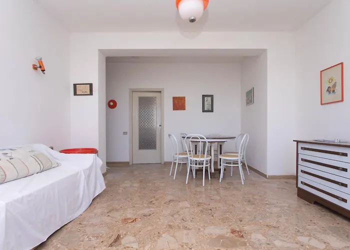 Apartment Trilocale Con Giardino A Pochi Passi Dalla *